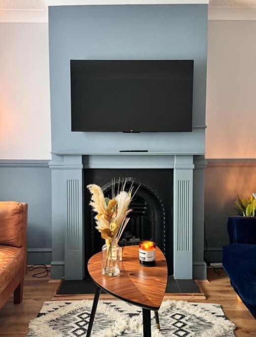 Large House With Fast Trains To London Villa Croydon Luaran gambar