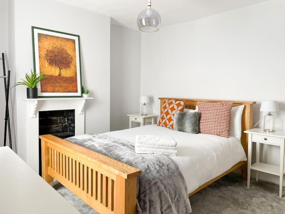 Large House With Fast Trains To London Villa Croydon Luaran gambar